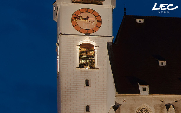 <p>Accentuation of the lighting in the alcoves, making it possible to see the bells, using 5634 spotlights.</p>
